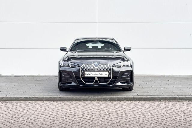BMW i4 eDrive35 70 kWh | Selections 2500