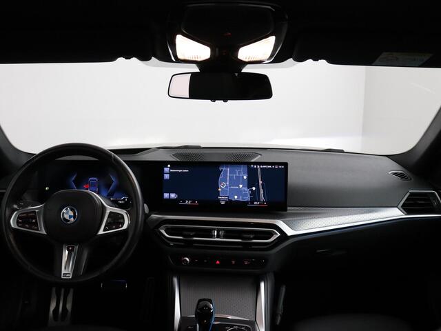 BMW i4 High Executive M-Sport | SoH 95,3% | ACC | Trekhaak | Elektrisch Panoramadak!