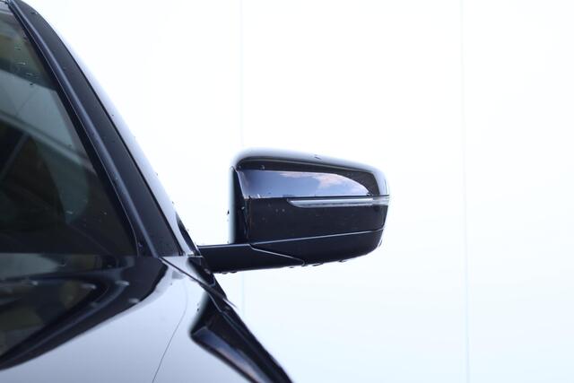 BMW i4 eDrive40 M Sport Edition 84 kWh M Sportpakket Pro/ Rubin-Metallic Individual Special Request Lakkleur/ Harman-Kardon/ Trekhaak/ Driving Assistant Professional