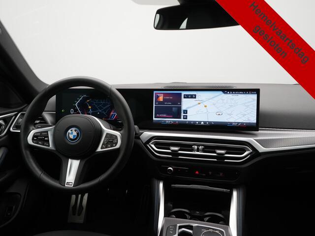 BMW i4 eDrive35 M Sport 70 kWh 286pk Dealer O.H | Trekhaak Af Fabriek | Adaptive Cruise | 360 Camera | Alcantara Sportstoelen Verwarmd | Widescreen Navi | Apple Carplay | Virtual | DAB | 18" L.M |