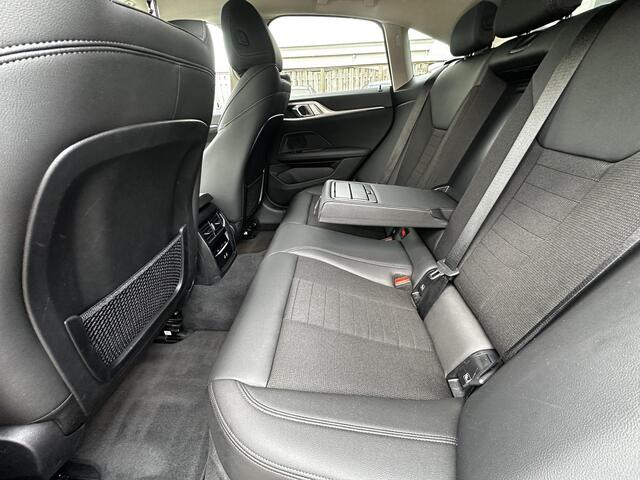 BMW i4 eDrive35 70 kWh
