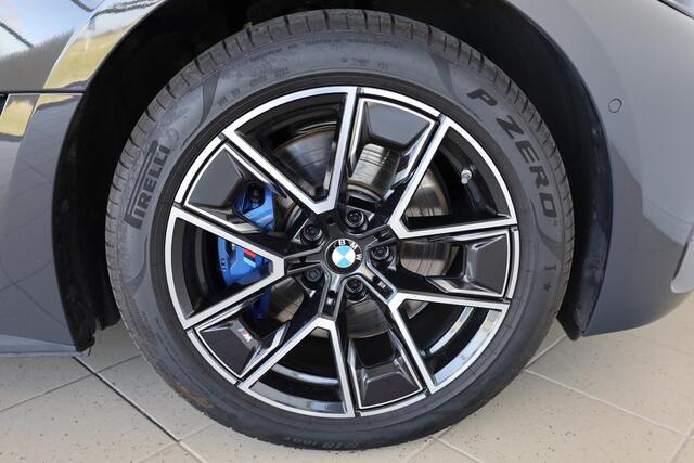 BMW i4 eDrive35 | M Sportpakket | Innovation Pack | Comfort Pack
