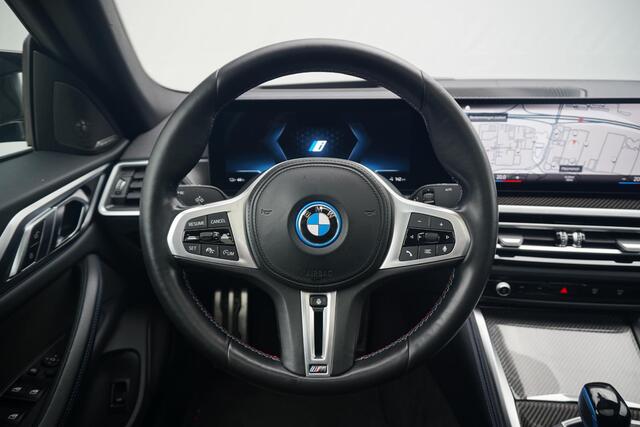 BMW i4 M50 | Laserlight | Harman Kardon | Schuif- Kanteldak | Comfort Acces | Elektrisch verstelbare Stoelen