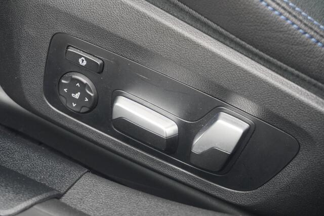 BMW i4 M50 | Laserlight | Harman Kardon | Schuif- Kanteldak | Comfort Acces | Elektrisch verstelbare Stoelen