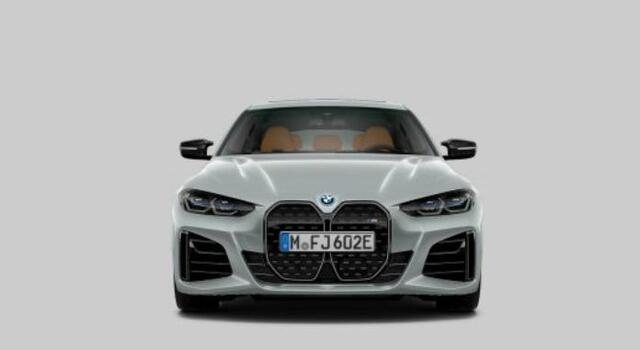 BMW i4 M50 High Executive 84 kWh M Sport Pro - Trekhaak - Panoramadak - Driving Assistant Professional - Harman Kardon - Stoelverwarming voor/achter - Getinte Ruiten - Comfort Access -