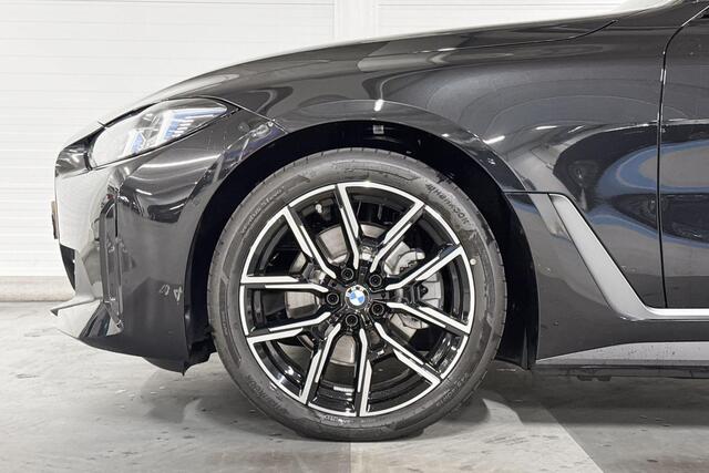 BMW i4 eDrive35 | Pure Edition | Active Cruise Control | Hifi System | Comfort Access