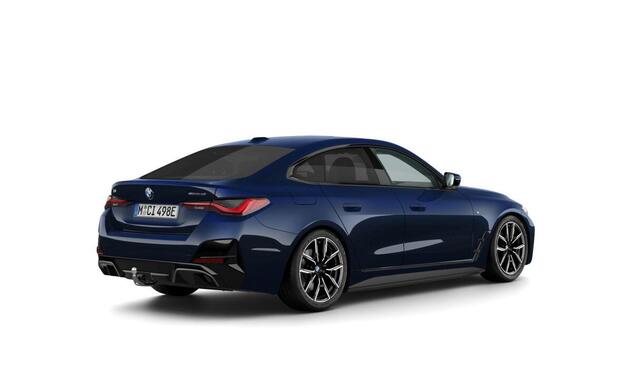 BMW i4 eDrive40 84 kWh | M-Sport | Trekhaak | Comfort Access | Adaptive Cruise | Panoramadak | HiFi | 19'' |