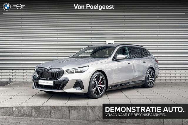 BMW i5 Touring eDrive40 M Sportpakket Pro / Innovation Pack / Travel Pack / Driving Assistant Professional
