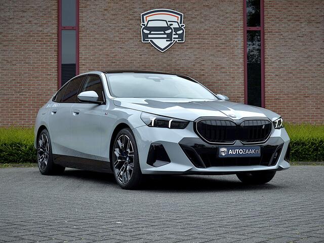 BMW i5 eDrive40 M Sport Pro Innovation B&W Zeer compleet