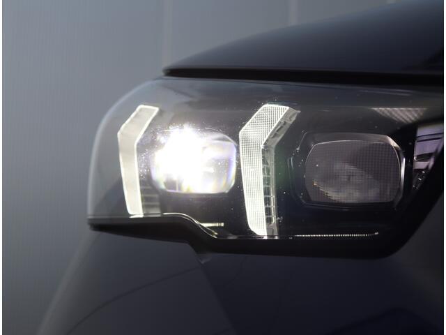 BMW i5 M60 xDrive 84 kWh | Pano | B&W | Achterasbestuuring | Head-Up | NAP