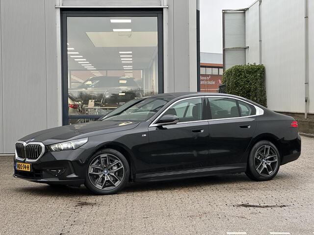BMW i5 eDrive40 Business Edition 84 kWh | Leder/Adapt.Cruise/Driving ass./Elektr.Stoelverst.