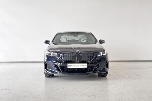 BMW i5 Sedan eDrive40 M Sport Edition