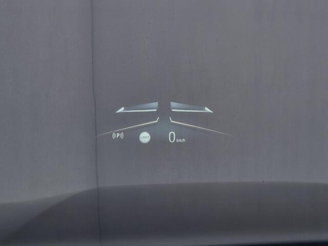 BMW i5 XDrive 40 M Sport Edition 84 kWh 4WD / VOL LEDER / Fabrieksgarantie t/m 04-2028 / SOH 96,61% / Elektrische Trekhaak (1500KG) / Comfort Pack / Innovation Pack / M Sportpakket Pro / Travelpack / Harman/Kardon Audio Systeem /