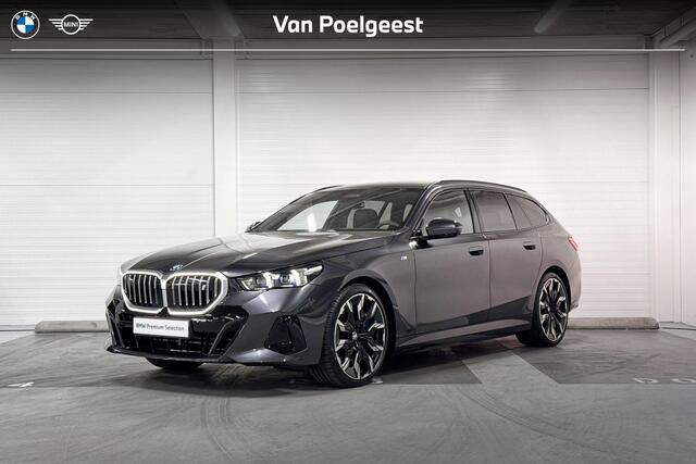 BMW i5 Touring xDrive40 | M-Sport | Panoramadak | Bowers & Wilkins | Stoelventilatie | Stoelverwarming | Driving Assistant Professional | Parking Assistant professional |