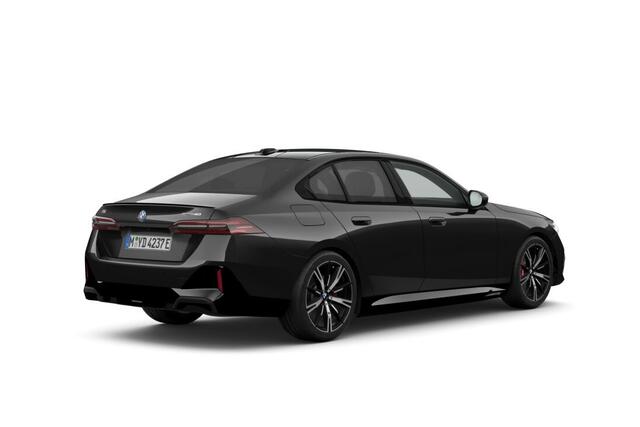 BMW i5 Sedan eDrive40 M Sport Edition 84 kWh | M Sportpakket Pro | Innovation Pack | Travel Pack | Comfort Pack