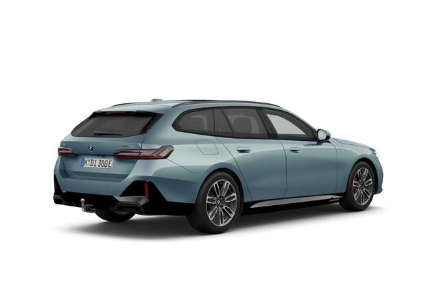 BMW i5 Touring eDrive40 84 kWh