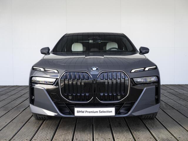 BMW i7 eDrive50 | M Sportpakket Pro | Innovation Pack | Connoisseur Pack | Stoelventilatie | Massagefunctie | Driving Assistant Professional | 21''