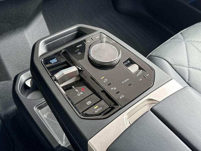 BMW iX M60 112 kWh