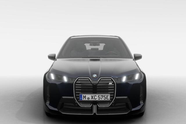 BMW iX xDrive M70 | Comfort Pack | Innovation Pack | Trekhaak | 23" LM | Sky lounge