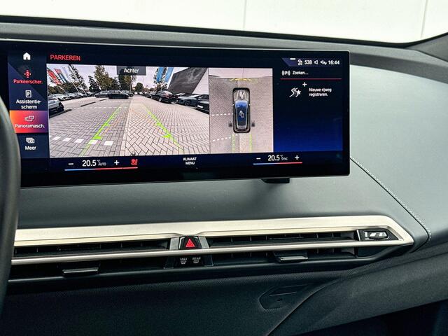 BMW iX xDrive50 Trekhaak | Panoramadak | Integral Active Steering