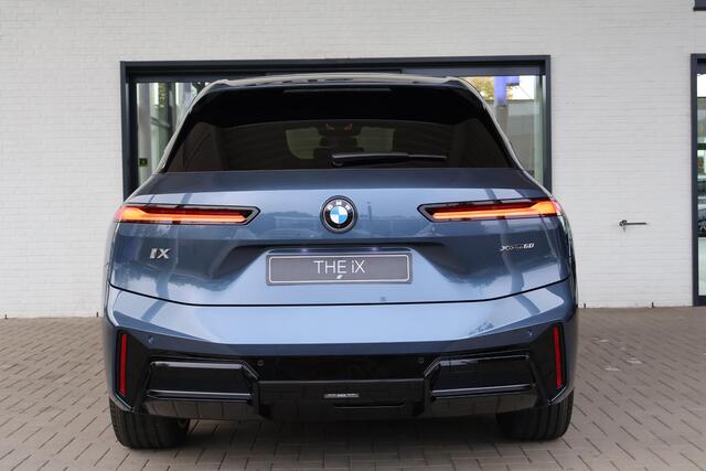 BMW iX xDrive60 | M Sportpakket | Comfort Pack | Innovation Pack