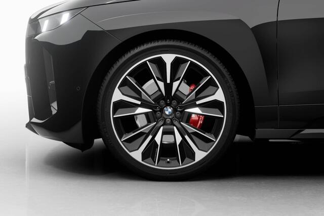 BMW iX xDrive45 | M Sport Pro | Innovation Pack | Comfort Pack | Sky Lounge