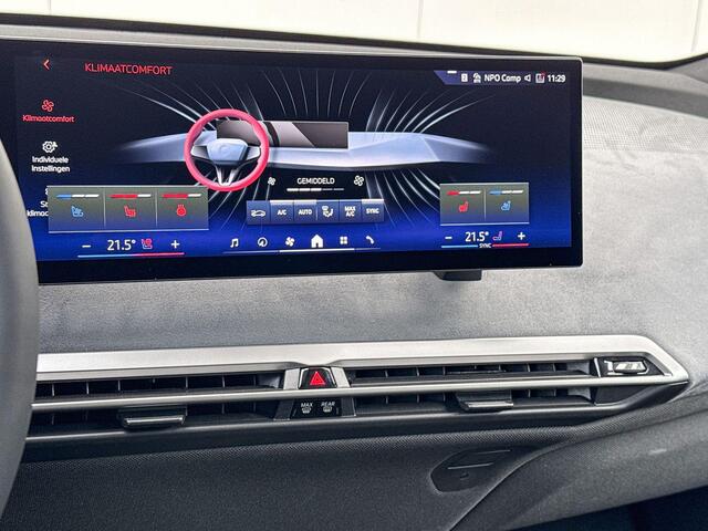 BMW iX xDrive45 101 kWh Trekhaak | Innovation Pack | M Sport |