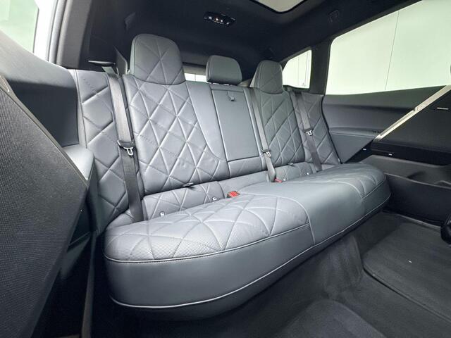 BMW iX xDrive50 Trekhaak | Panoramadak | Integral Active Steering