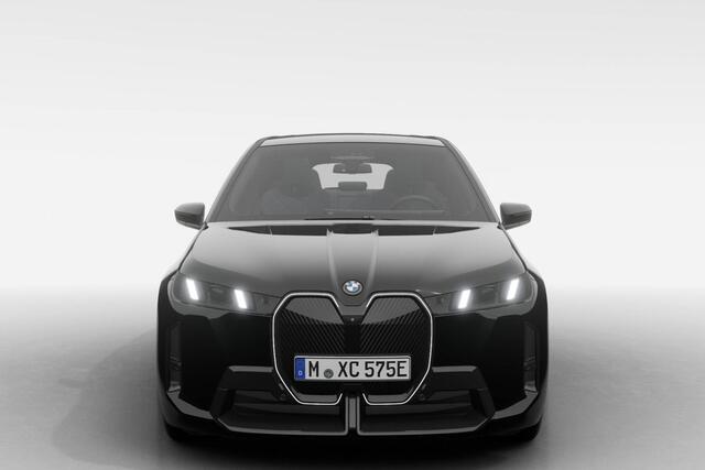 BMW iX xDrive60 | M Sport Pro | Comfort Pack | Innovation Pack | Showroomvoordeel