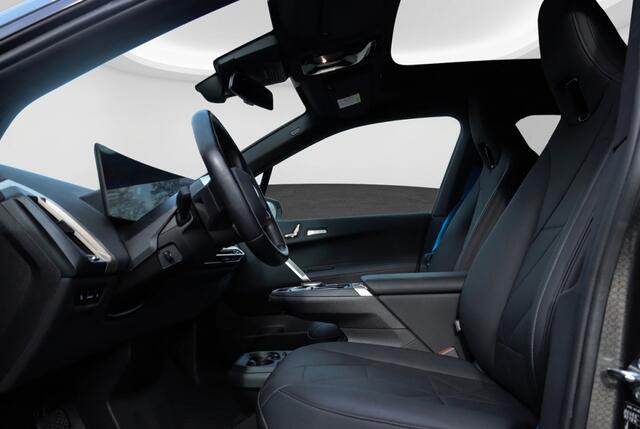 BMW iX iX 40 xDrive M Sport Pano l HUD l 360 Camera l H&K l VOL OPTIES
