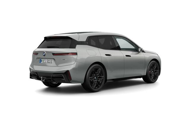 BMW iX xDrive45 | M-Sport Pro | Luchtvering | Soft-Close | Panorama. | Stoelvent. | Driv. + Park. Prof. | Harman/Kardon | Trekhaak | Verlichte grille | Warmte Comf. voor + achter