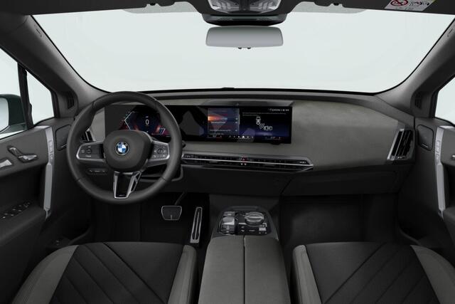 BMW iX xDrive45 101 kWh | M Sportpakket Pro | Comfort Pack | Innovation Pack | Trekhaak