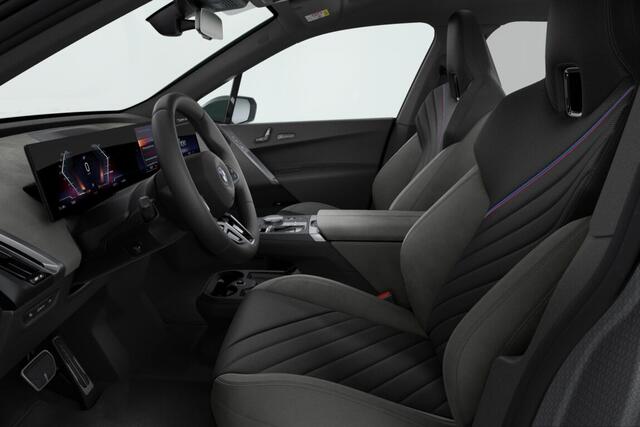 BMW iX xDrive45 101 kWh | M Sportpakket Pro | Comfort Pack | Innovation Pack | Trekhaak