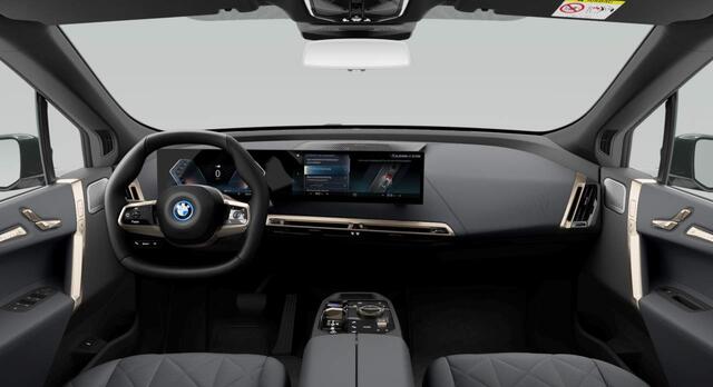 BMW iX M60 - 112kWh - Pano - Bowers & Wilkins - Trekhaak