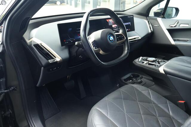 BMW iX xDrive40 High Executive 77 kWh / SoH 96% / Laser / Trekhaak / Harman Kardon / Massage
