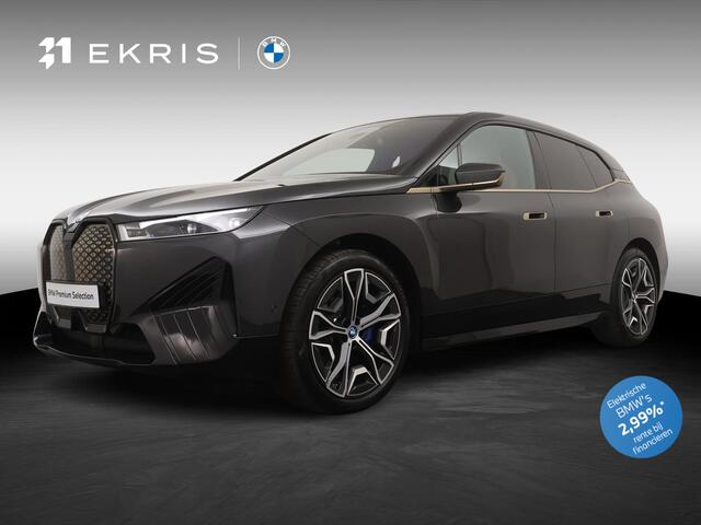 BMW iX xDrive40 High Executive 77 kWh | Active Steering | Trekhaak |