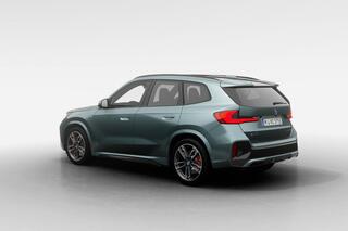 bmw-ix1-edrive20-m-sport-edition--