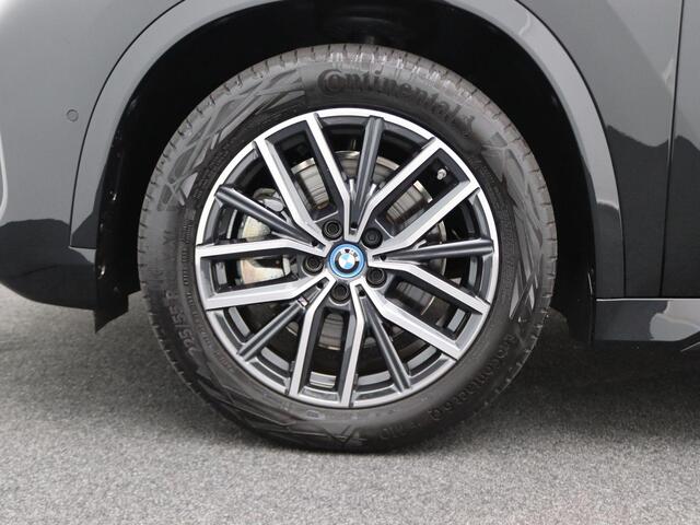 BMW iX1 Launch Edition