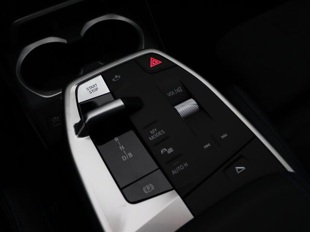 BMW iX1 eDrive20 | M Sport Edition | M Sportpakket | Equipment Pack Pro | Travel Pack