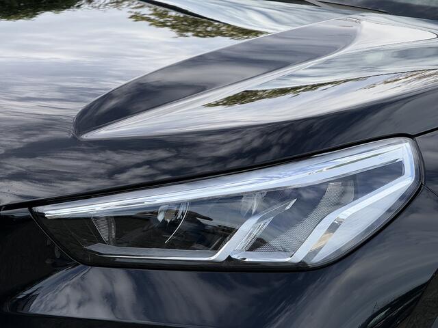 BMW iX1 xDrive30 | Camera | M Adaptief onderstel