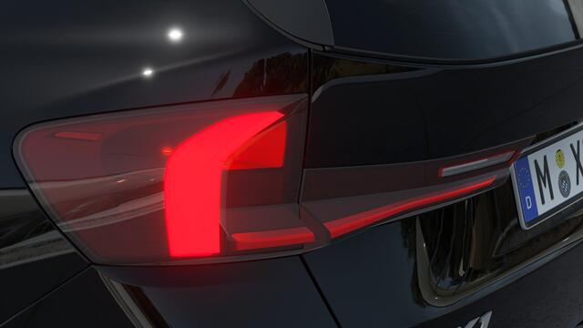 BMW iX1 eDrive20 M Sport / Sportstoelen / Achteruitrijcamera / M Adaptief onderstel / Parking Assistant / Stoelverwarming