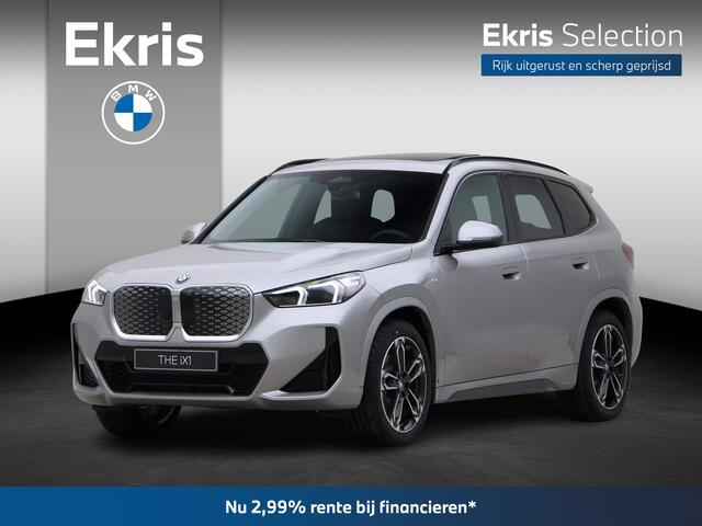 BMW iX1 xDrive30 67 kWh | M-Sport | Pano | Trekhaak | 19inch | Ekris Selection