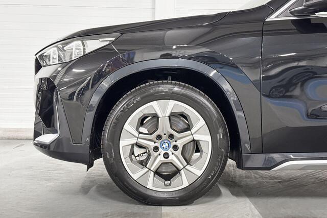 BMW iX1 xDrive30 Launch Edition 67 kWh