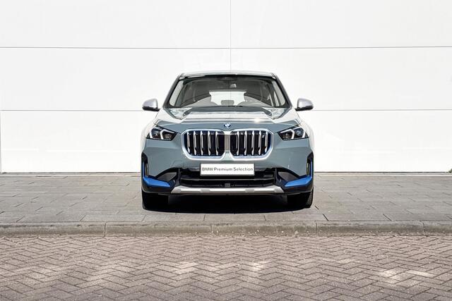 BMW iX1 xDrive30 Launch Edition 67 kWh