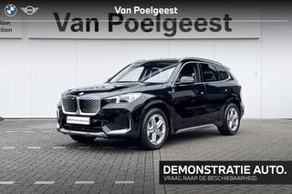 bmw-ix1-edrive20--pure-edition-67-