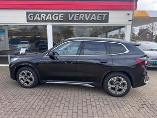 bmw-ix1-edrive20-67-kwh-x-line