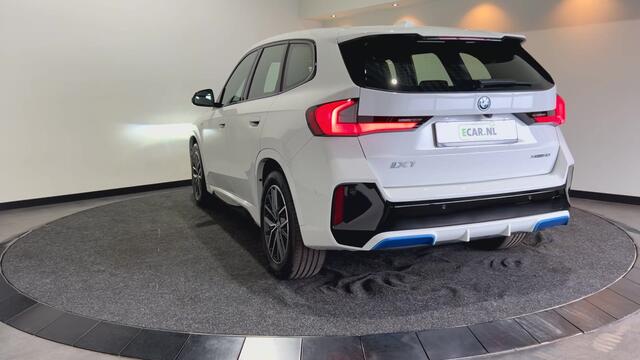 BMW iX1 xDrive30 67 kWh M Sport Edition Sportstoelen Soh (batterijcheck) Waarde 98,3 %