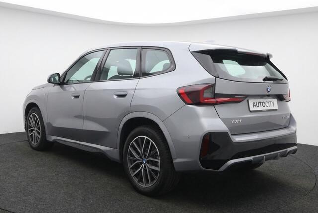 BMW iX1 20 eDrive M Sport Full Led l Navi l Camera