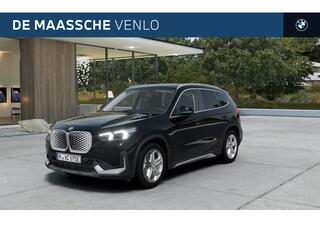 bmw-ix1-edrive20-xline---trekhaak--