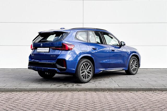 BMW iX1 eDrive20 67 kWh M Sport Edition M-Sport | Trekhaak | Huisselectie 750